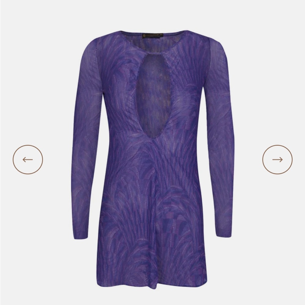 Cleo Short Cover Up  | Leslie - Picture 3 of 3